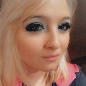 Meet your Posher, Tara